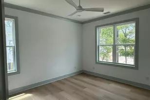 98 SE 43rd St, Oak Island, NC 28465 - Photo 18