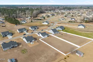 2833 Tucker Hl Dr, Grimesland, NC 27837 - Photo 32