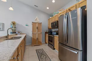 505 Village Green Dr, Morehead City, NC 28557 - Photo 14