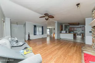 210 Creek Bank Dr, New Bern, NC 28560 - Photo 10