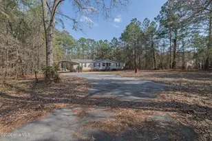 210 Creek Bank Dr, New Bern, NC 28560 - Photo 4