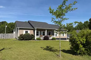 836 Queens Creek Rd, Hubert, NC 28539 - Photo 2