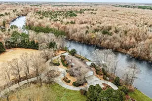 2827 Landing Cir, Grimesland, NC 27837 - Photo 82