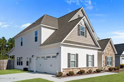 878 Stormy Gale Lane, Sneads Ferry, NC 28460 - Photo 2