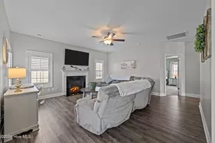 878 Stormy Gale Ln, Sneads Ferry, NC 28460 - Photo 16