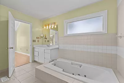 241 Windjammer W, Emerald Isle, NC 28594 - Photo 26