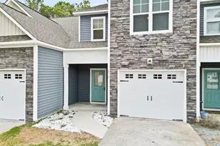 212 N Stingray Ln, Sneads Ferry, NC 28460 - Photo 1