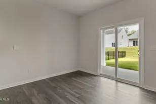 218 Pisgah St, Sanford, NC 27330 - Photo 8