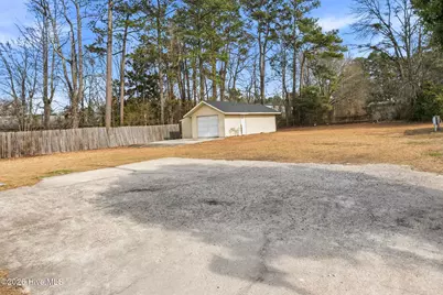 907 Thomas Street, Rockingham, NC 28379 - Photo 24