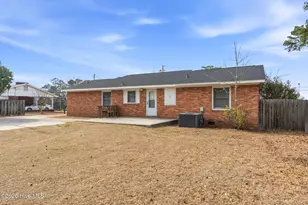 907 Thomas St, Rockingham, NC 28379 - Photo 22