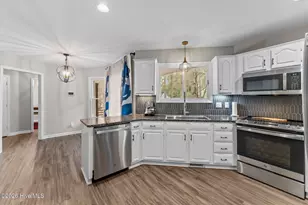 850 Burning Tree Rd, Pinehurst, NC 28374 - Photo 10