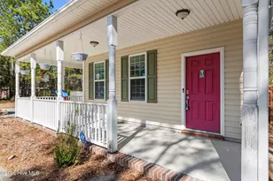 2398 Catherine Lake Rd, Richlands, NC 28574 - Photo 2