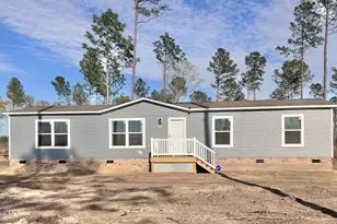 1452 Mercer Mill Rd, Lumberton, NC 28358 - Photo 1