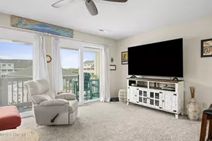 9201 Coast Guard Rd, Emerald Isle, NC 28594 - Photo 4