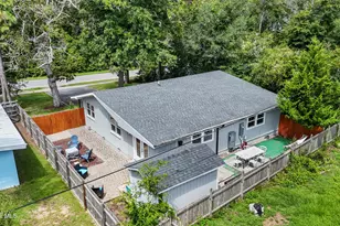 424 Keziah St, Oak Island, NC 28465 - Photo 38