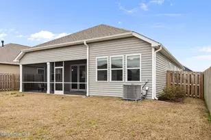 429 Edgewater Wy, Surf City, NC 28445 - Photo 36