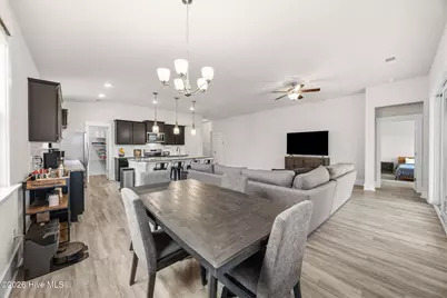 429 Edgewater Way, Surf City, NC 28445 - Photo 8