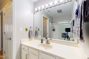 704 Dover St, Southern Pines, NC 28387 - Photo 42