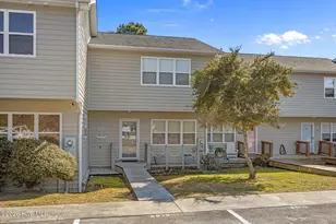 8815 Krystal Ct, Emerald Isle, NC 28594 - Photo 2