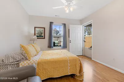 2900 Myrtle Street #11 Rosewood Village, Morehead City, NC 28557 - Photo 4