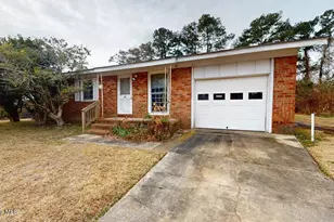 30 Berkshire Dr, Jacksonville, NC 28546 - Photo 1