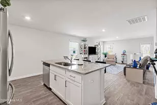 5295 Meagan Ln NE, Winnabow, NC 28479 - Photo 4