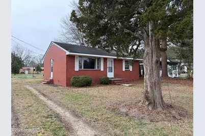 311 W Fremont Street, Burgaw, NC 28425 - Photo 1