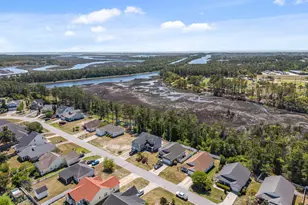 5014 N Hampton Dr SE, Southport, NC 28461 - Photo 6