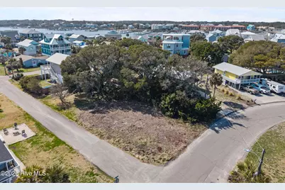 201 Virginia Avenue, Carolina Beach, NC 28428 - Photo 4