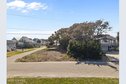 201 Virginia Avenue, Carolina Beach, NC 28428 - Photo 2