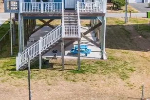 1017 1st St, Surf City, NC 28445 - Photo 2