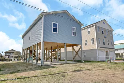1017 1st Street, Surf City, NC 28445 - Photo 4