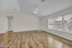 4416 Jay Bird Cir, Wilmington, NC 28412 - Photo 10