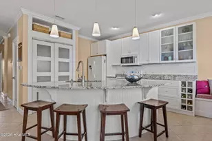 112 Oakleaf Dr, Pine Knoll Shores, NC 28512 - Photo 10