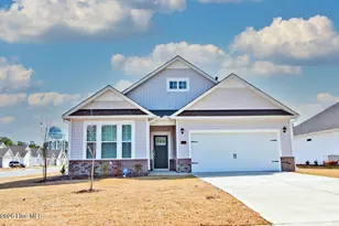 1001 Alizarin Ln, New Bern, NC 28562 - Photo 1