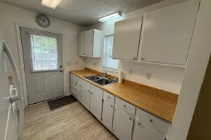128 NW 12th St, Oak Island, NC 28465 - Photo 4