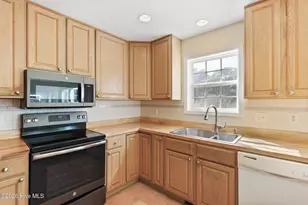 717 Settlers Ln, Kure Beach, NC 28449 - Photo 10