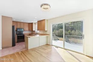 717 Settlers Ln, Kure Beach, NC 28449 - Photo 8