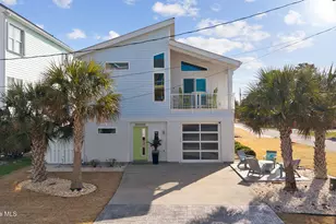 1603 Pinfish Ln, Carolina Beach, NC 28428 - Photo 2