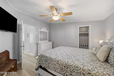 9055 W 9th Street, Surf City, NC 28445 - Photo 30