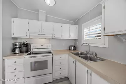 9055 W 9th Street, Surf City, NC 28445 - Photo 14