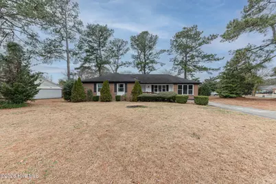 605 Winchester Road, Jacksonville, NC 28546 - Photo 2