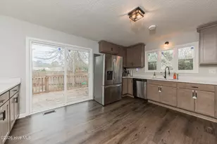 605 Winchester Rd, Jacksonville, NC 28546 - Photo 14