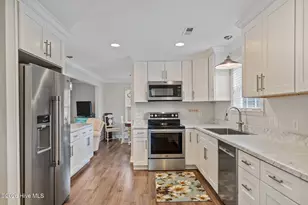 142 NE 14th St, Oak Island, NC 28465 - Photo 14