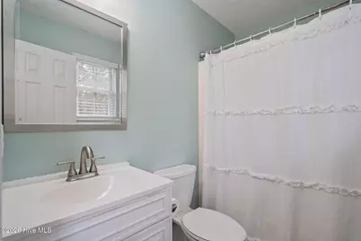 142 NE 14th Street, Oak Island, NC 28465 - Photo 36
