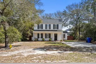 142 NE 14th St, Oak Island, NC 28465 - Photo 48