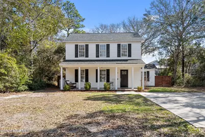 142 NE 14th Street, Oak Island, NC 28465 - Photo 2