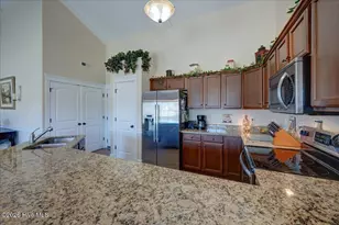 205 Antioch Lakes Rd, New Bern, NC 28560 - Photo 22