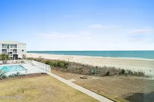 447 E 2nd St, Ocean Isle Beach, NC 28469 - Photo 4