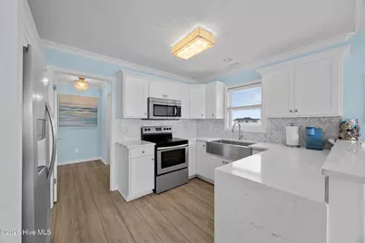 1004 N Shore Drive, Surf City, NC 28445 - Photo 18